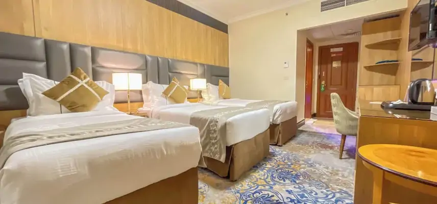 Zowar International Hotel image